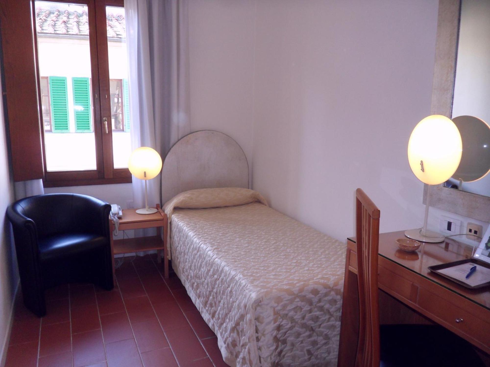 Hotel Palazzo Ognissanti Florenz Zimmer foto